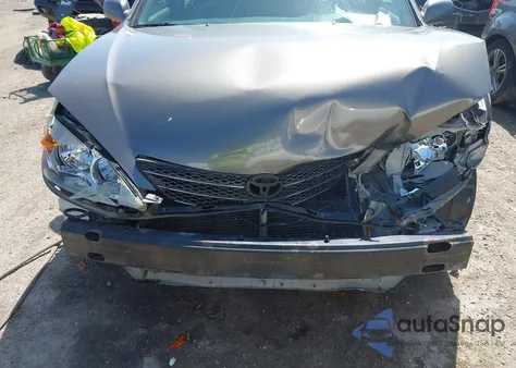 2002 Toyota Camry Le/Xle/Se from USA, damaged, VIN 4T1BE32K52U572814